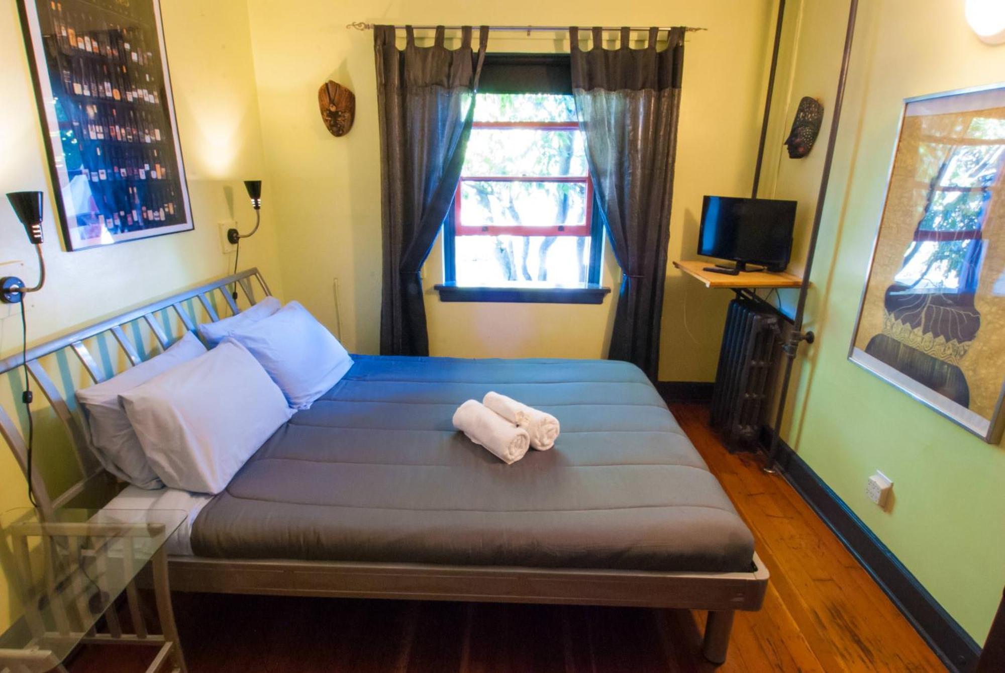 Ocean Island Inn | Backpackers | Suites Victoria Quarto foto
